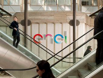 relates to Enel Offers Climate-Linked Bond Triplet After Junk Jumbo