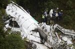 コロンビアの墜落現場でのラミア航空の救出隊(11月29日)