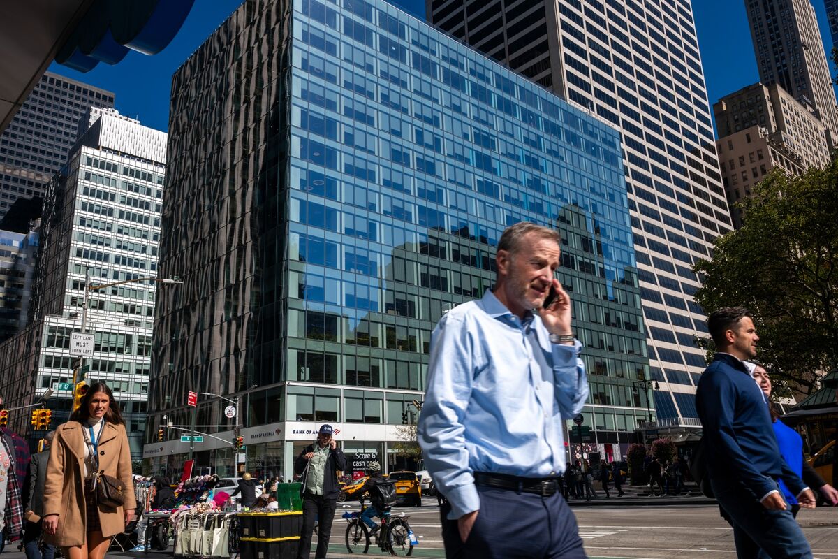 bloomberg.com - Conor Sen - The Office Market Is as K-Shaped as the US Economy