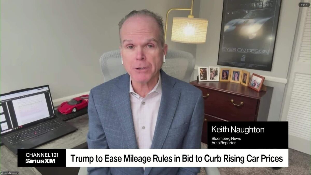 Trump to Ease Mileage Rules in Bid to Curb Car Prices