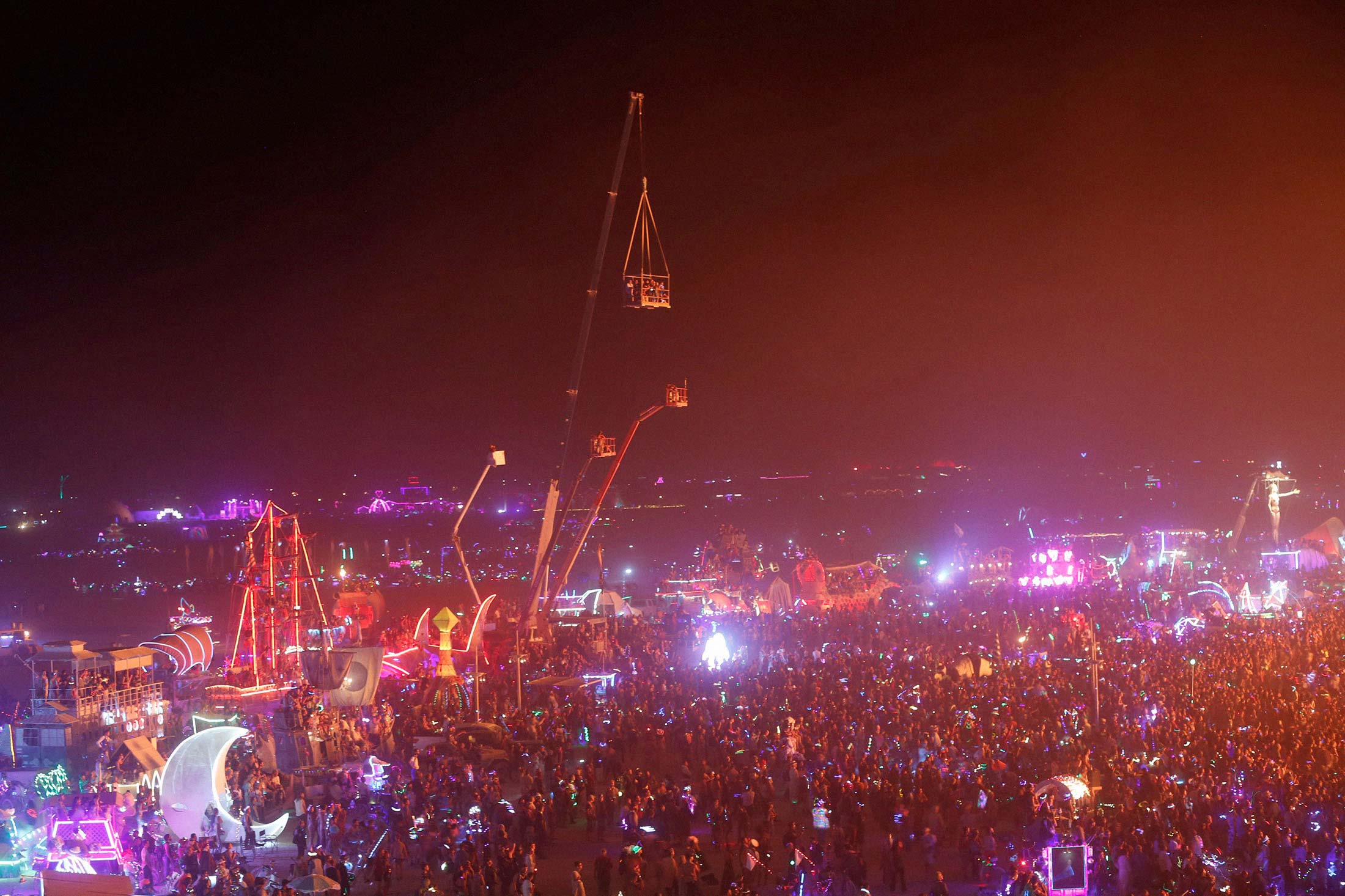 Burning Man Is Its Own Worst Enemy Bloomberg