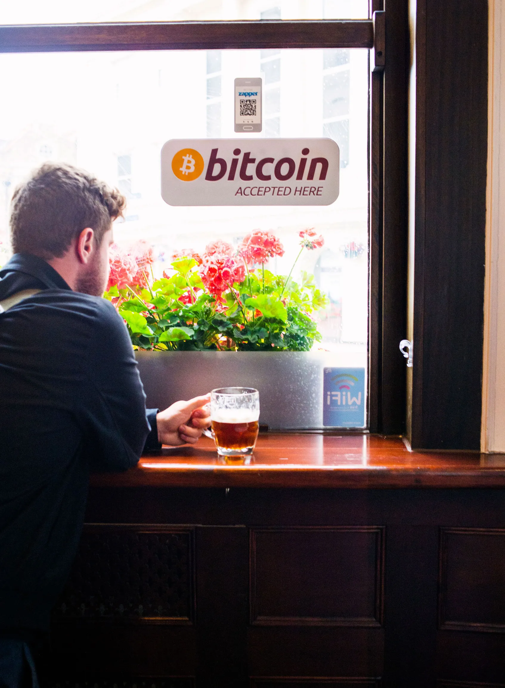 Isle of Man, Tax Haven With Tailless Cats, Becomes Bitcoin Hub - Bloomberg