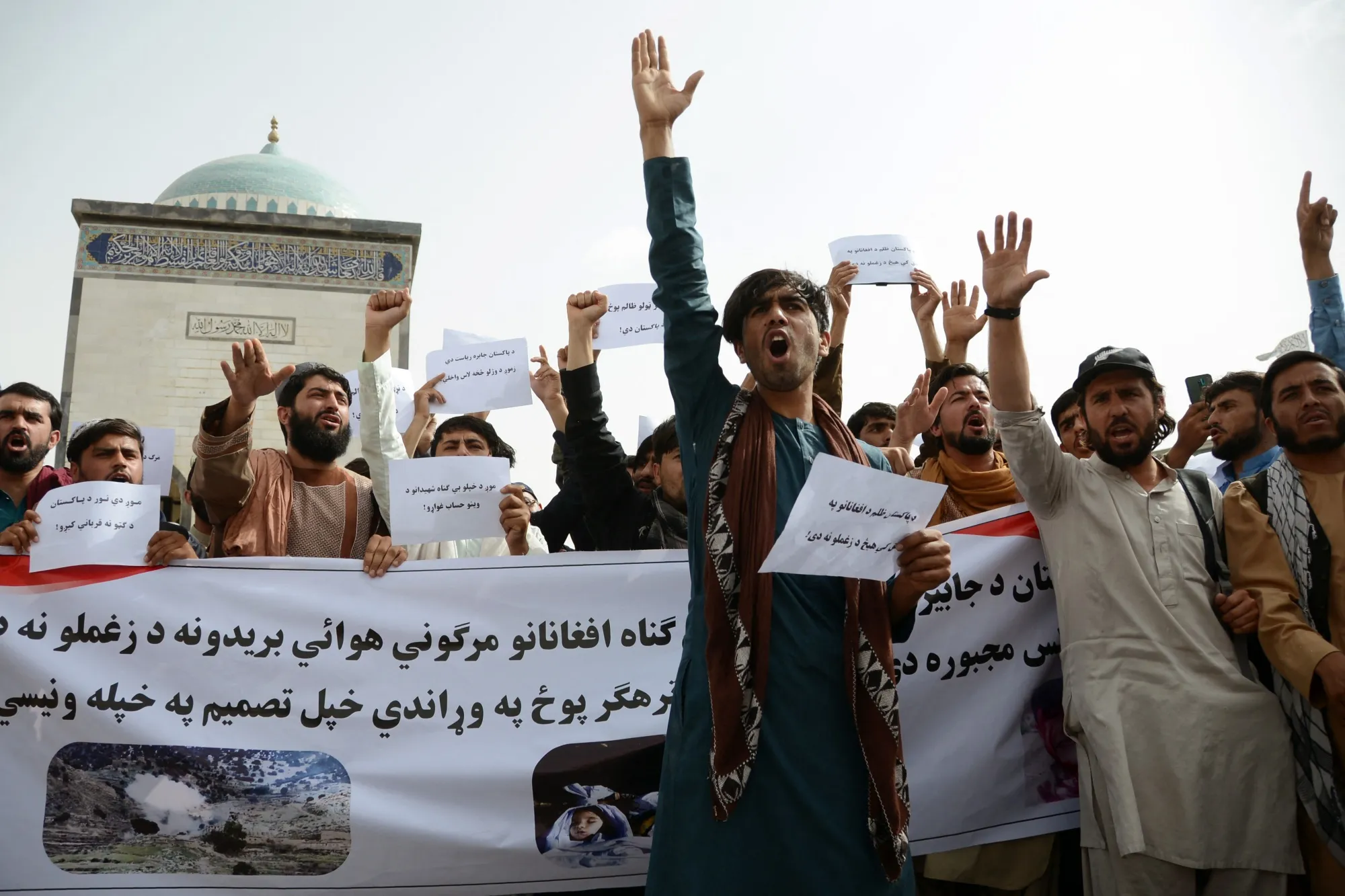 Protesters during a demonstration against the Pakistan attacks, in Kandahar, on April 18.