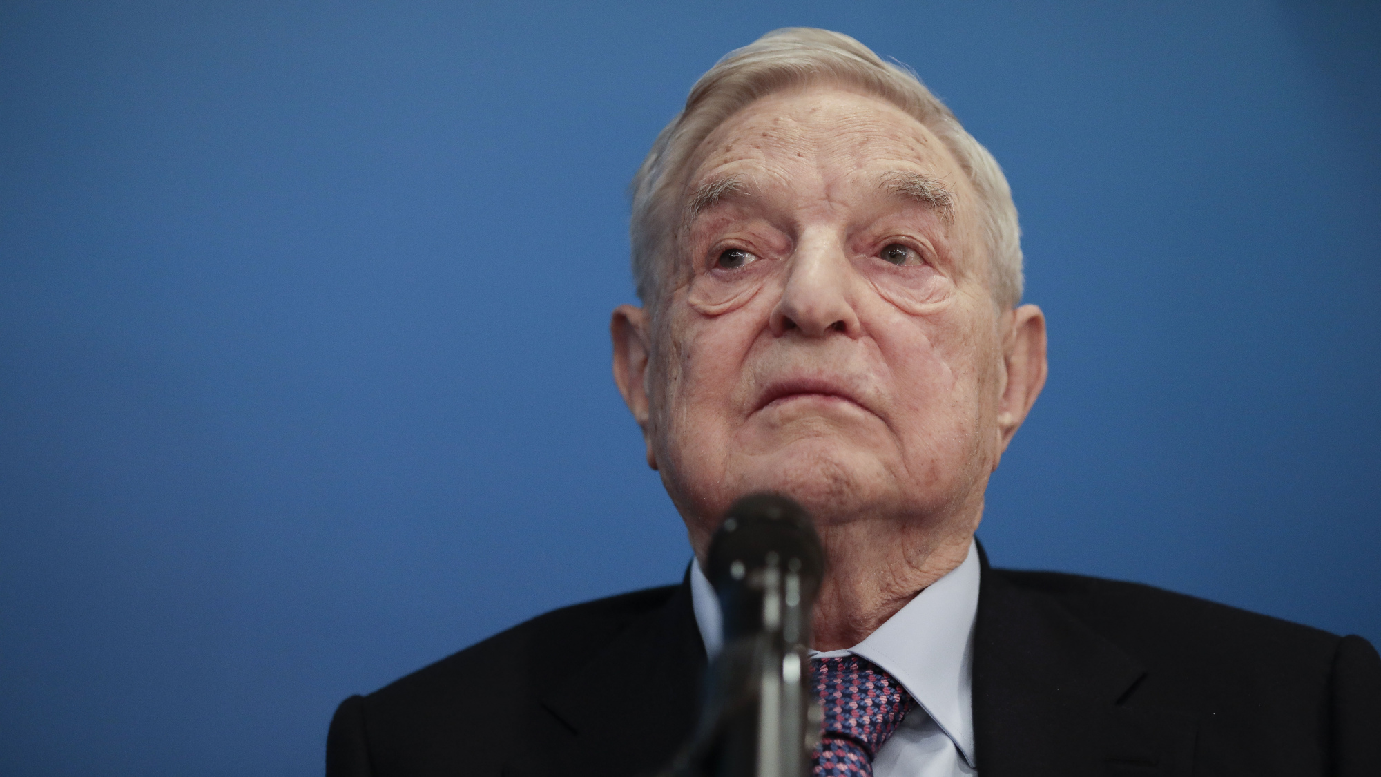 Soros: Trump Will Fail, Markets Won't Do Well - Bloomberg