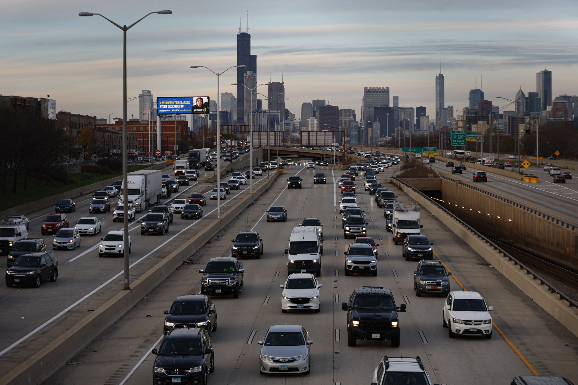 Heavy traffic moves along a freeway as travelers hit the road ahead of the Thanksgiving holiday in Chicago, Illinois, on November 26 2024. The American Automobile Association projects 79.9 million travelers will head 50 miles (80.5kms) or more from home over the Thanksgiving holiday travel period. (Photo by KAMIL KRZACZYNSKI / AFP) (Photo by KAMIL KRZACZYNSKI/AFP via Getty Images)