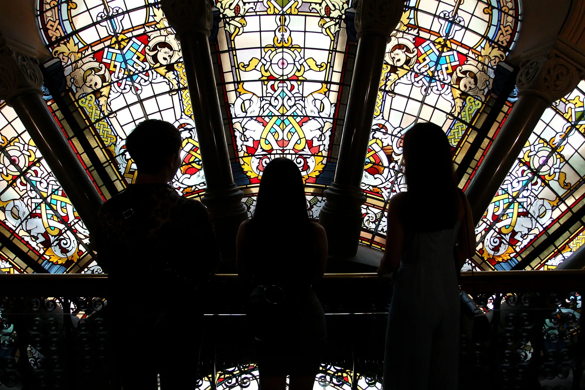 Australian Confidence Plunges Amid Pessimism Over Economic Growth