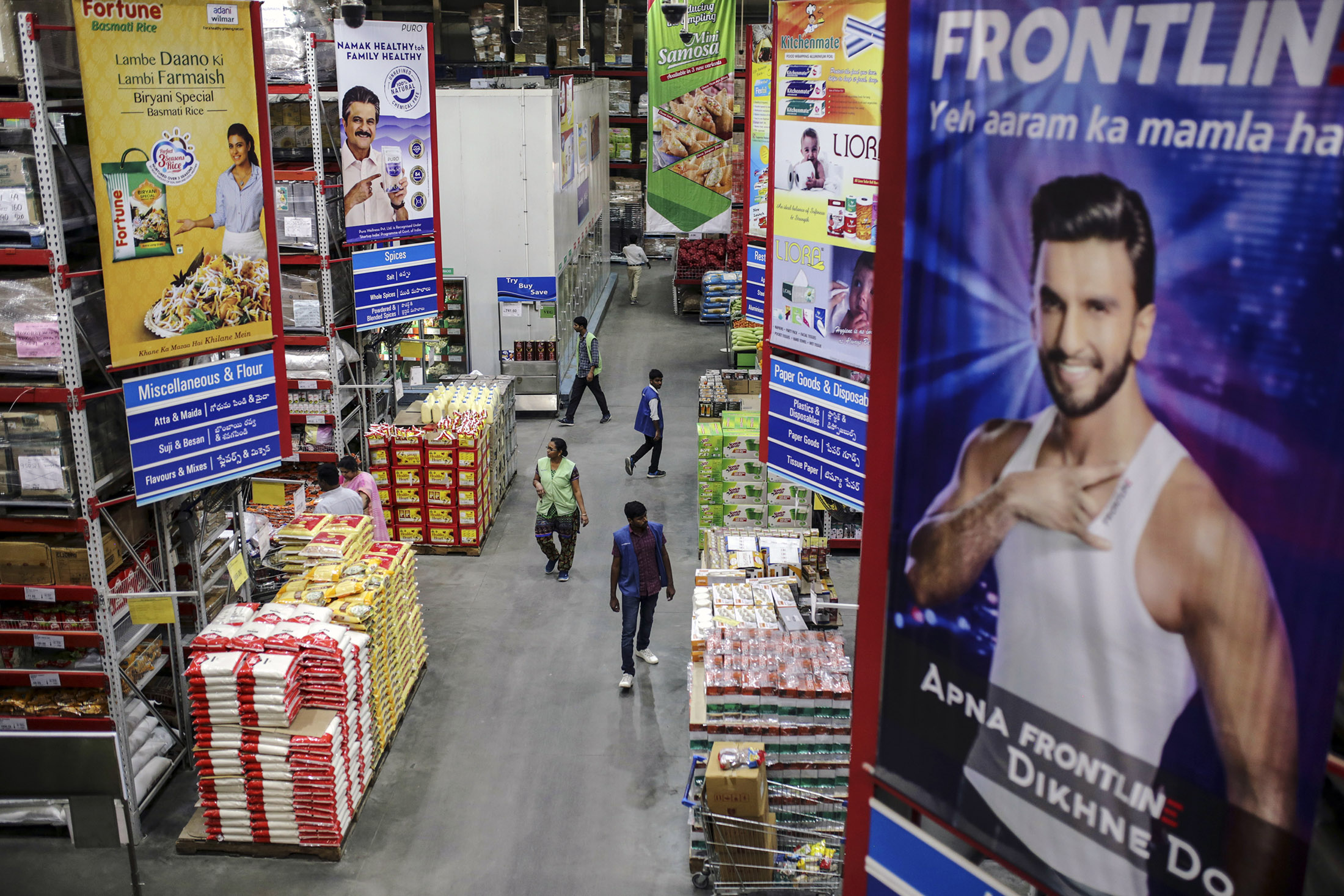 Walmart's Usual Victims Its New Allies in India Bloomberg