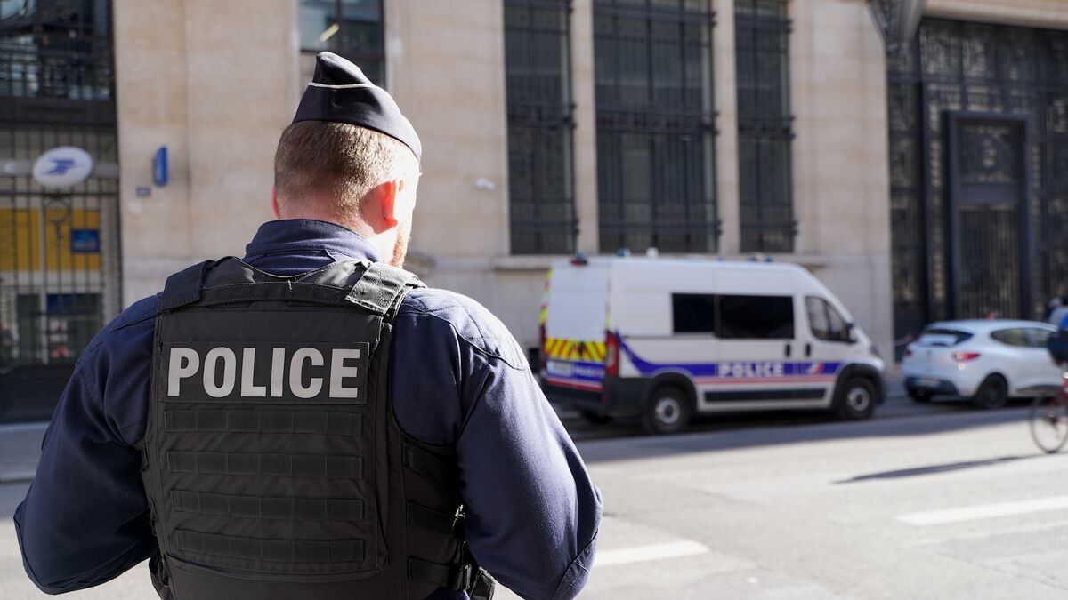 Three Teens Facing Terrorism Charges Over BofA Bombing Attempt