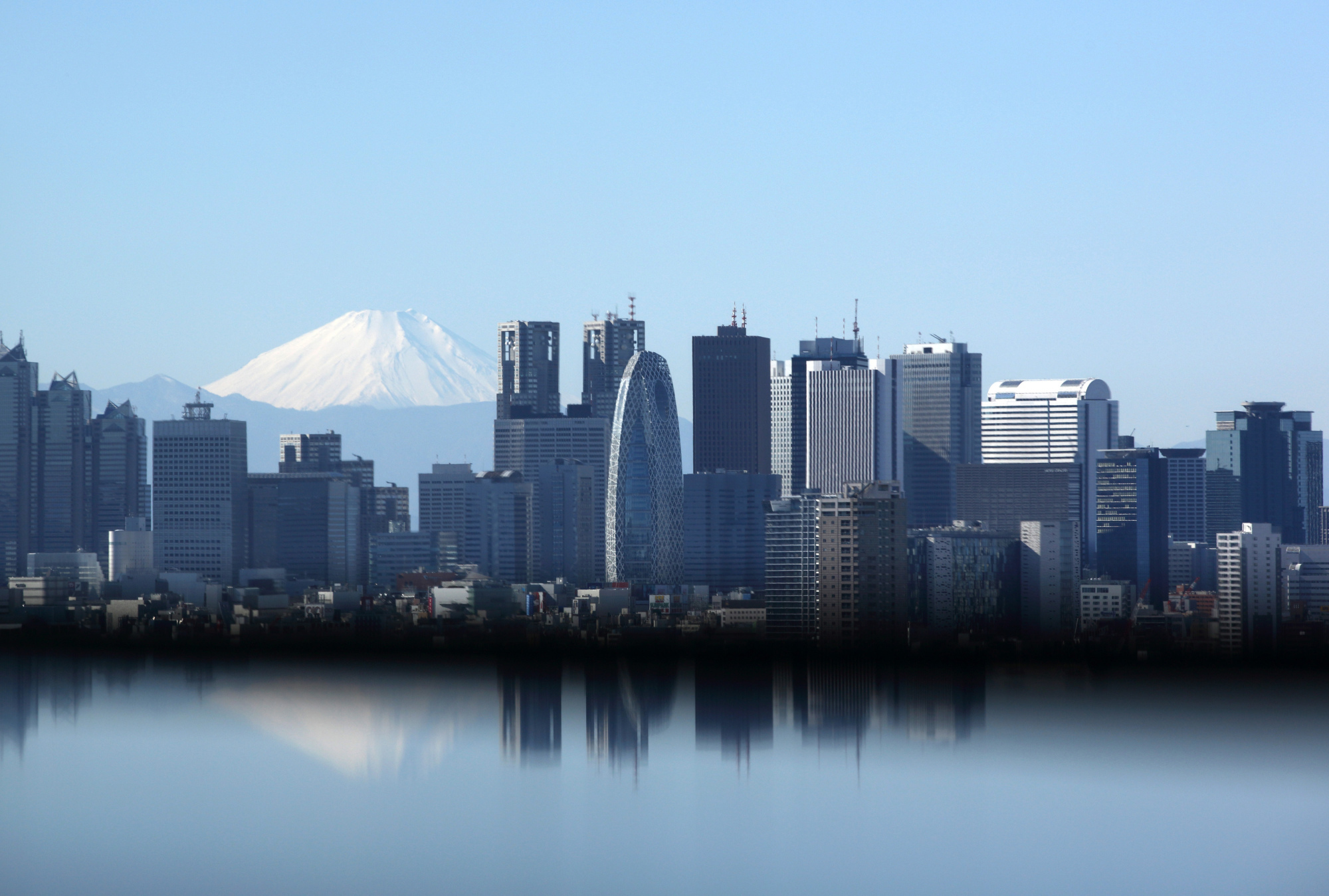 Japan's Ruling Coalition to Call for Fairer Capital Gains Tax - Bloomberg