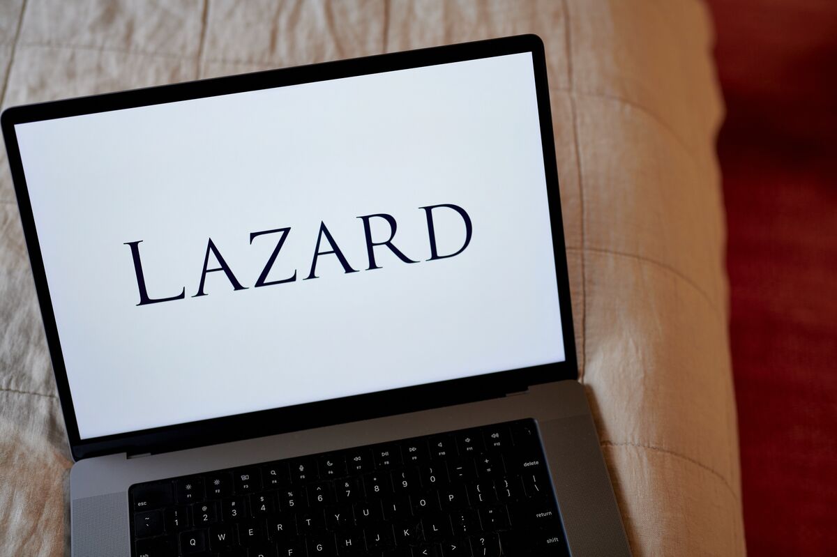 Lazard Hires AllianceBernstein’s Hogbin to Lead Asset Management