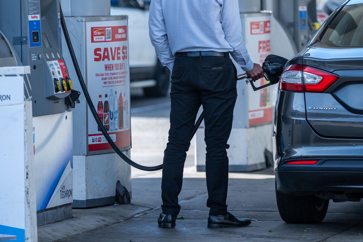 bloomberg.com - Jeffrey Sparshott - Why Americans Are Unhappy With an Economy That Looks Strong