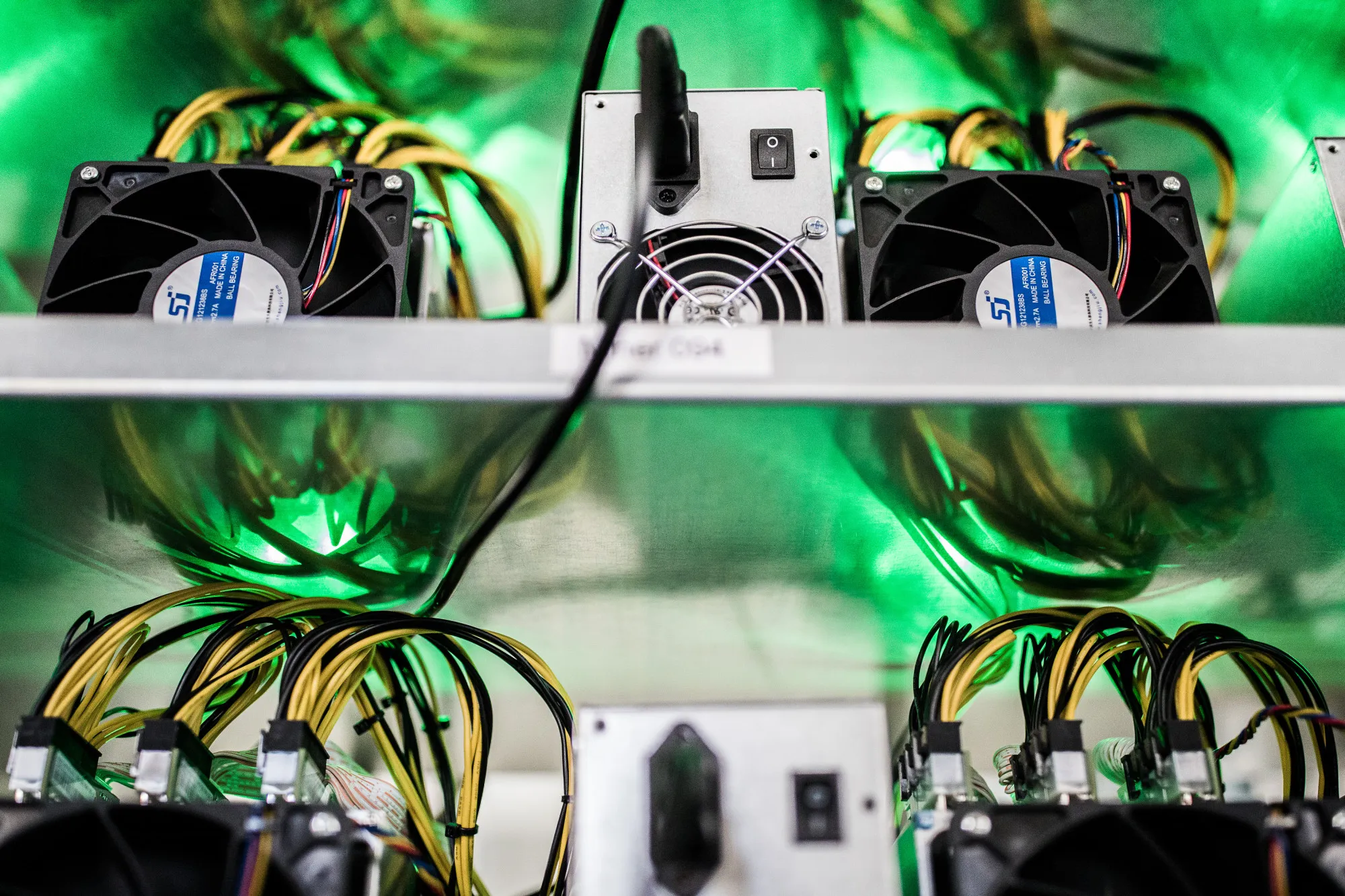 Ready-Made Crypto Mining Kits Lure More Than Geeks in Singapore - Bloomberg