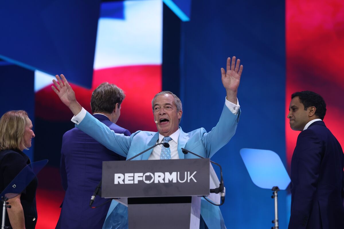 Labour Says Farage Must Answer for Foreign Donations Scandal