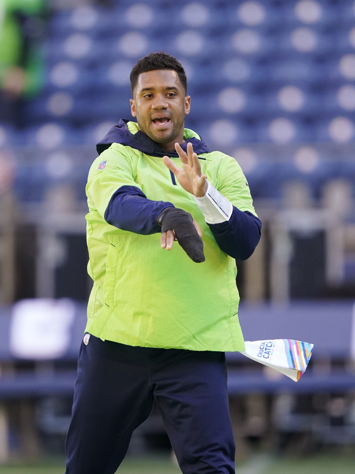 Wilson Cleared to Return to Football Activities for Seattle - Bloomberg