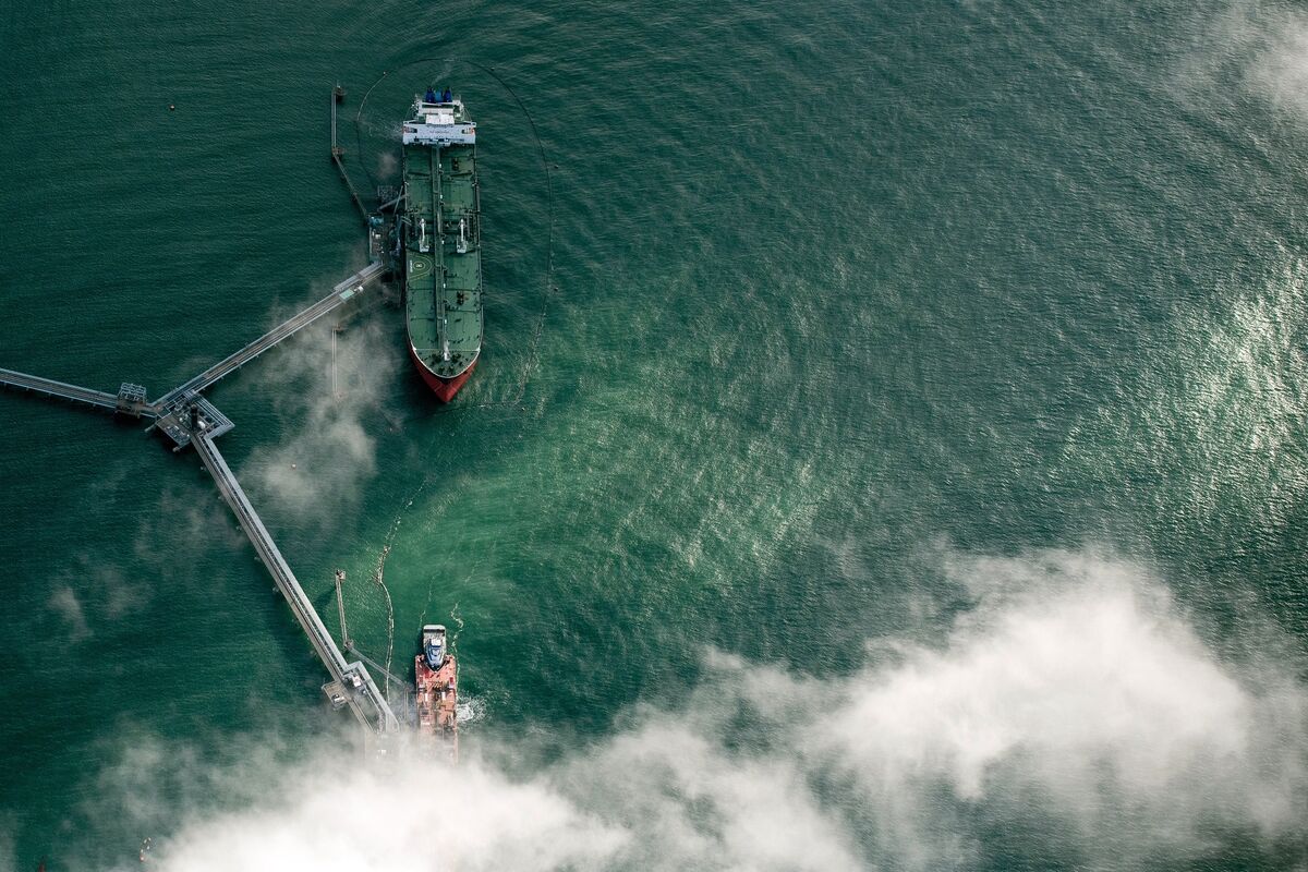 assets.bwbx.io image