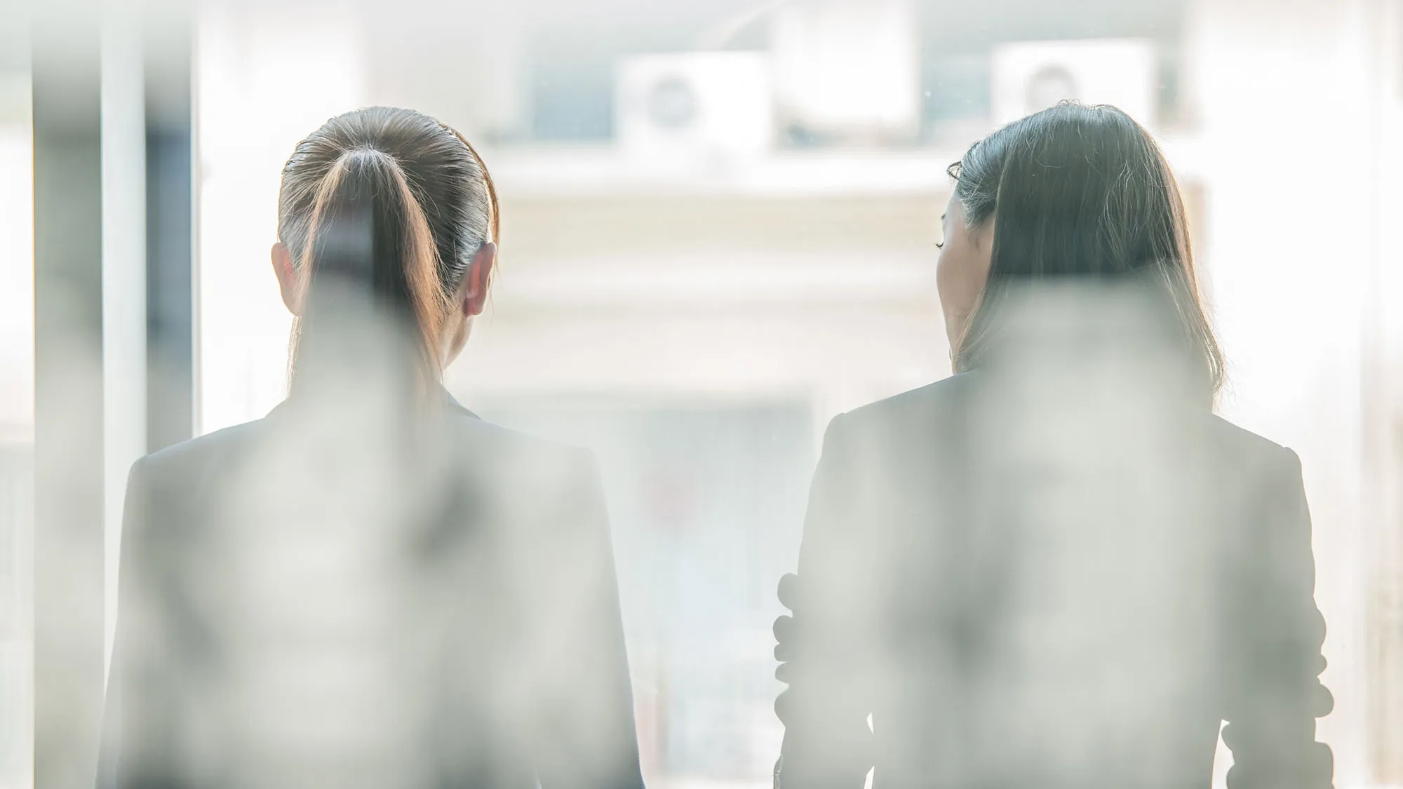 RF female office CEO