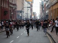 Ο Πρόεδρος του Περού Μάρτιν Βιζκάρα εκδιώχθηκε στην Έκπληξη Έκπληξη