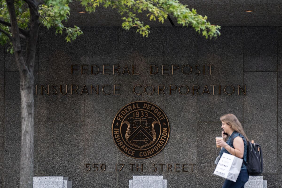 FDIC Set to Jump Into Trump’s Debanking Fight With New Plan