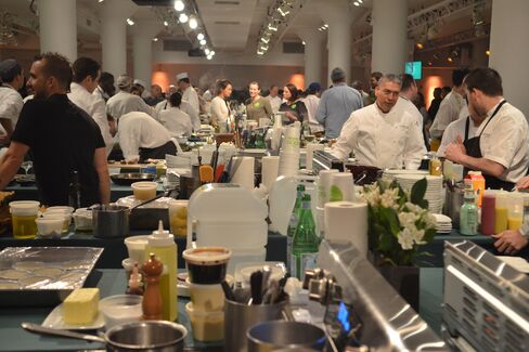 Kitchens in the middle of a benefit