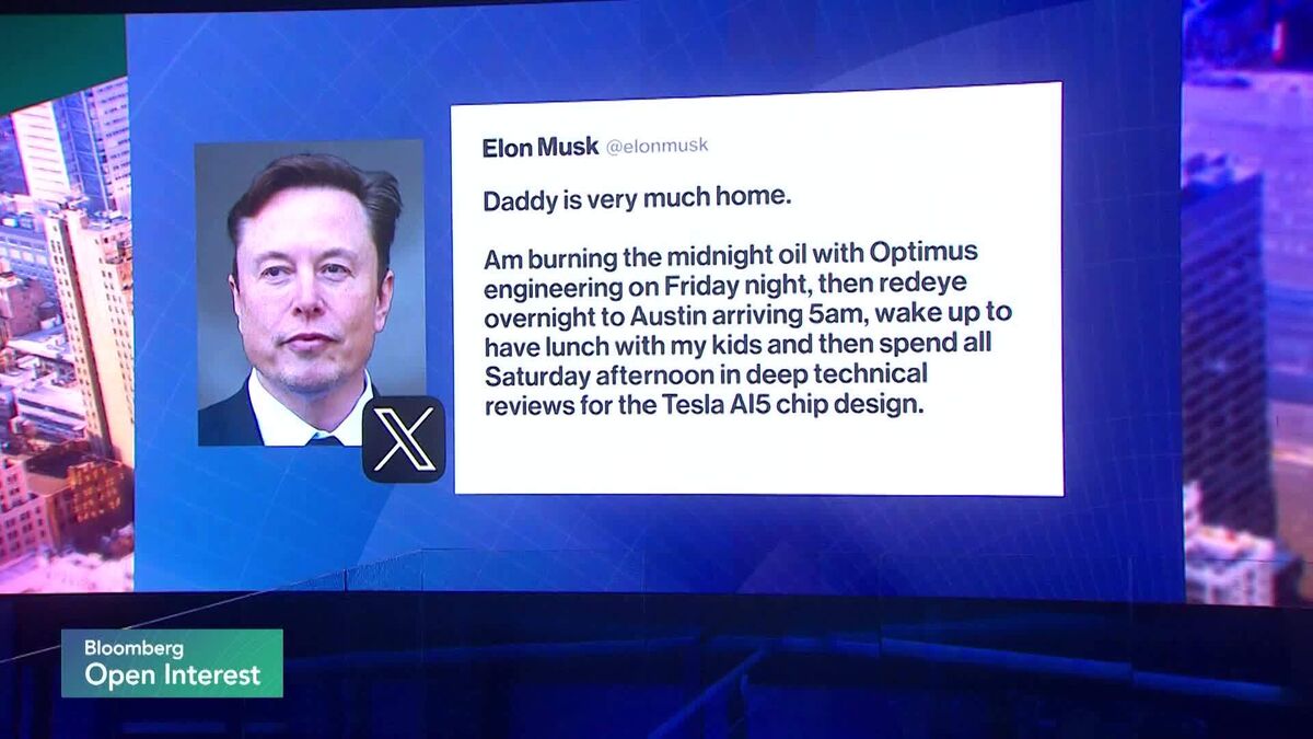 Elon Musk Says to Tesla: Daddy Is Very Much Home