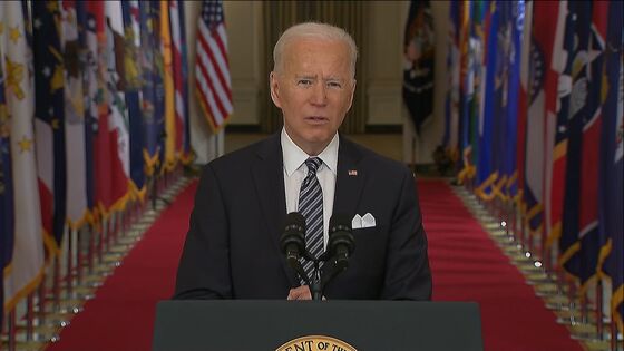 Biden Sees Normalcy Returning by Summer as Vaccinations Surge