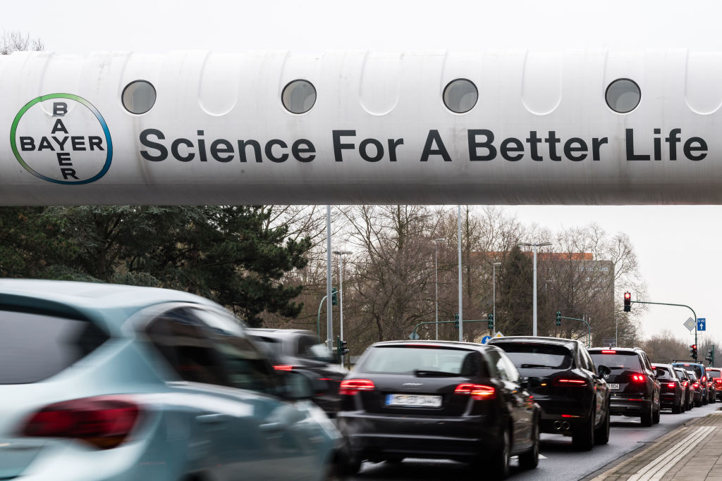 Bayer's Monsanto Woes Complicate Spinoff Chances Bloomberg