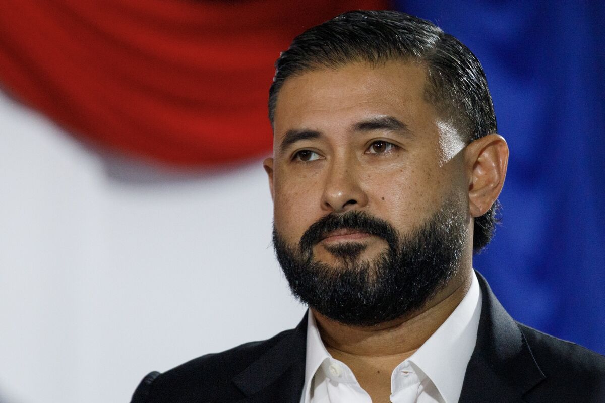 
                            Malaysian Royal Launches Ringgit-Backed Stablecoin for Payments