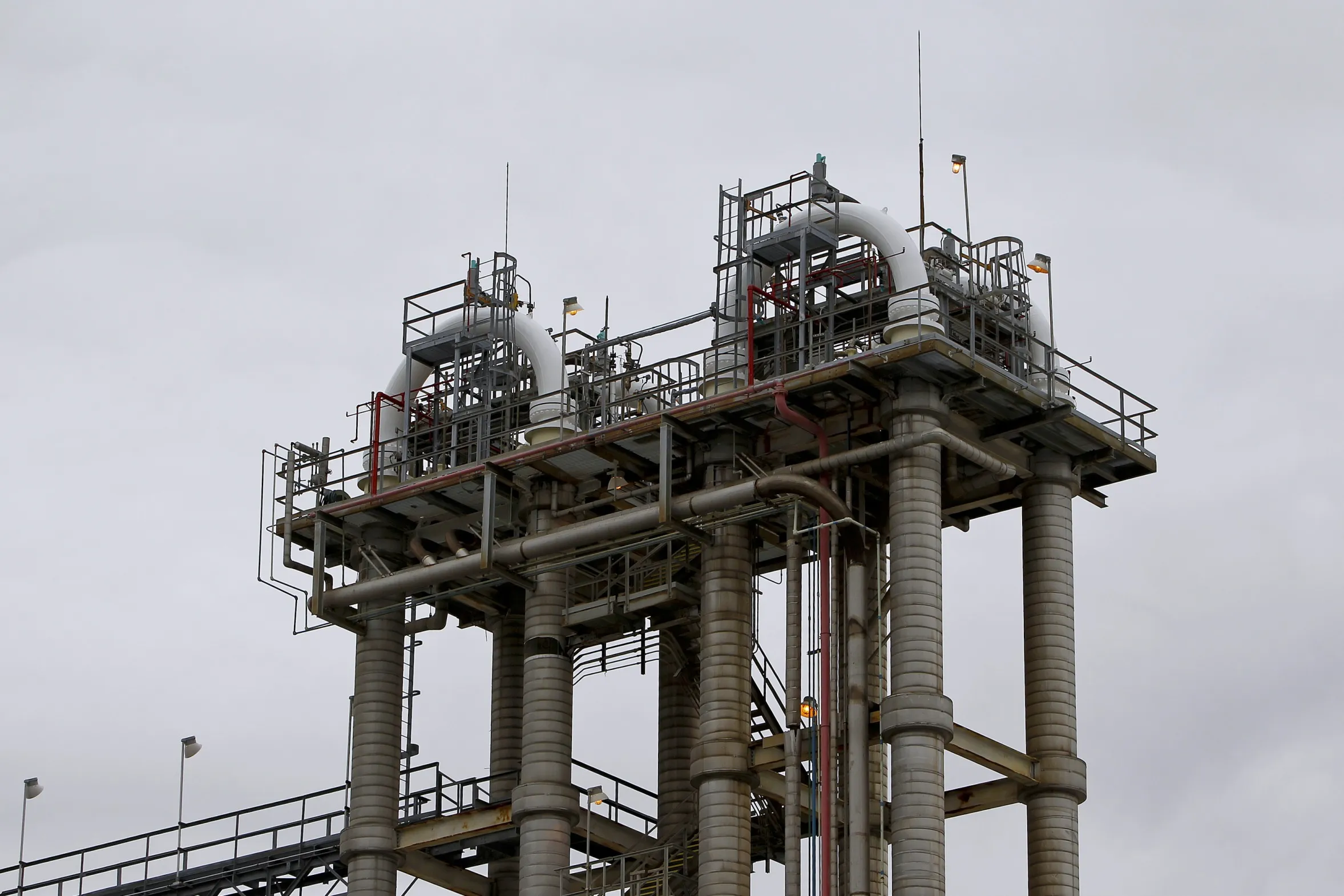 Cheap Gas From Fracking Fuels Profits at LyondellBasell