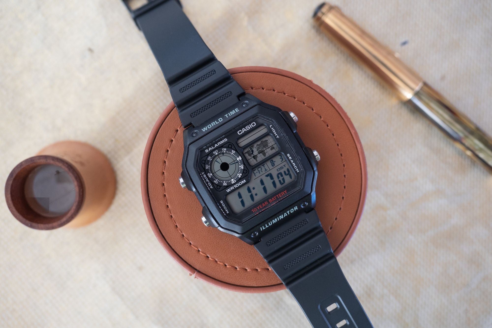 Ringlet Uitrusting koppeling Casio AE1200WH-1A World Timer Watch Review - Bloomberg