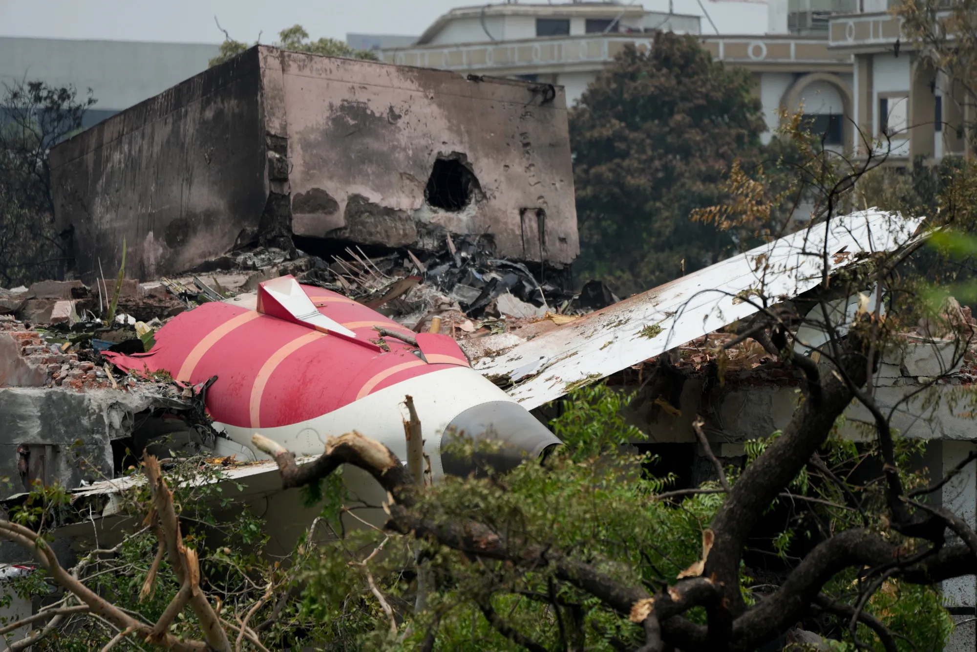 Air India Flight 171 Crash Information Vacuum Stokes Frustration, Rumors -  Bloomberg