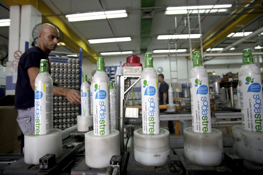 Pepsico S 3 2 Billion Sodastream Bet On Thirsty Millennials