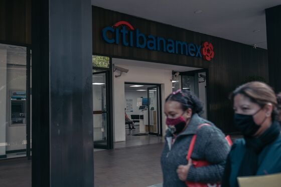 Citi’s Exit Triggers Damage Control in Crisis-Scarred Mexico