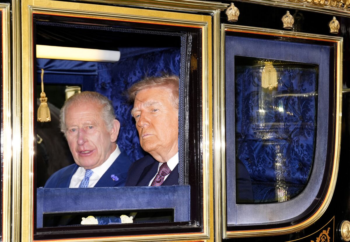 Trump Banquet Highlights Big Hole in Starmer’s Diplomatic Team