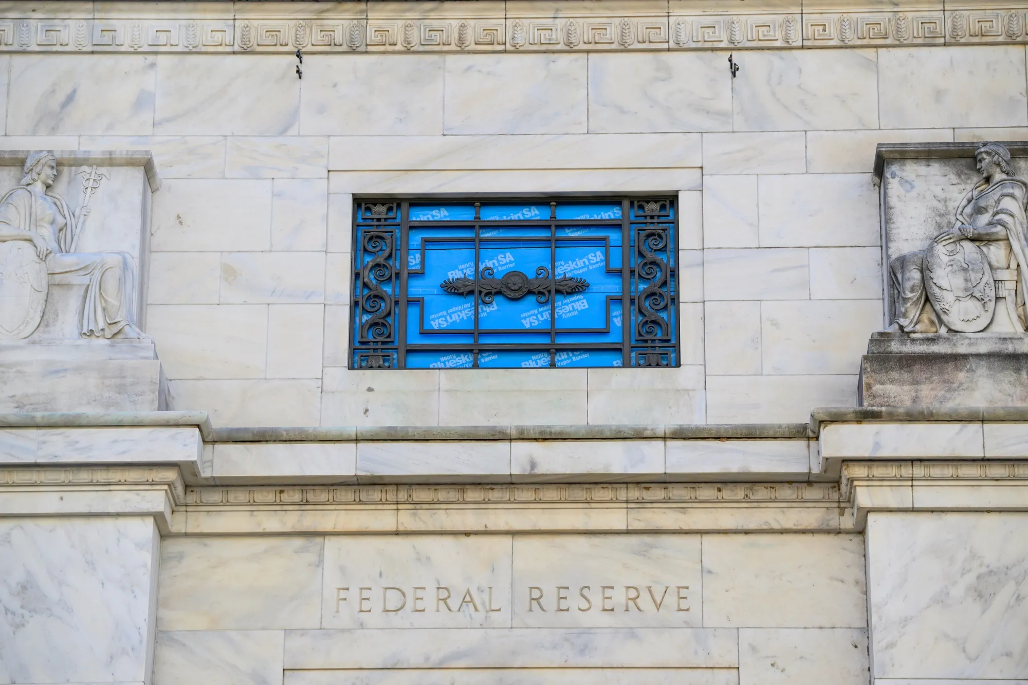 焦点】FRB､利下げ圧力でも金利据え置き公算‐各国中銀も政策維持へ - Bloomberg