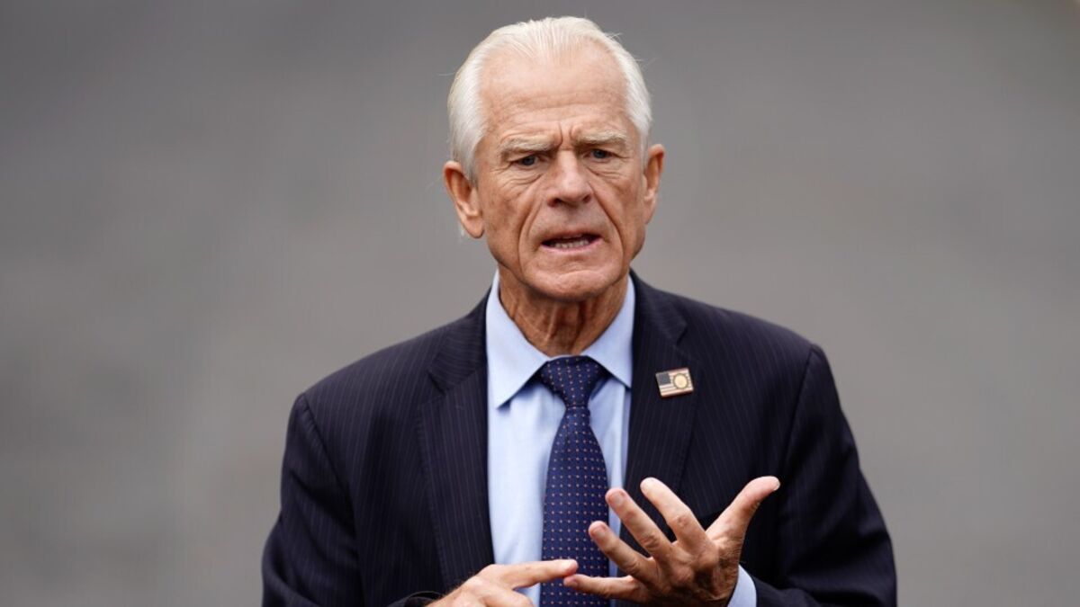 Trump Trade Adviser Navarro Slams India’s Buying of Russian Oil
