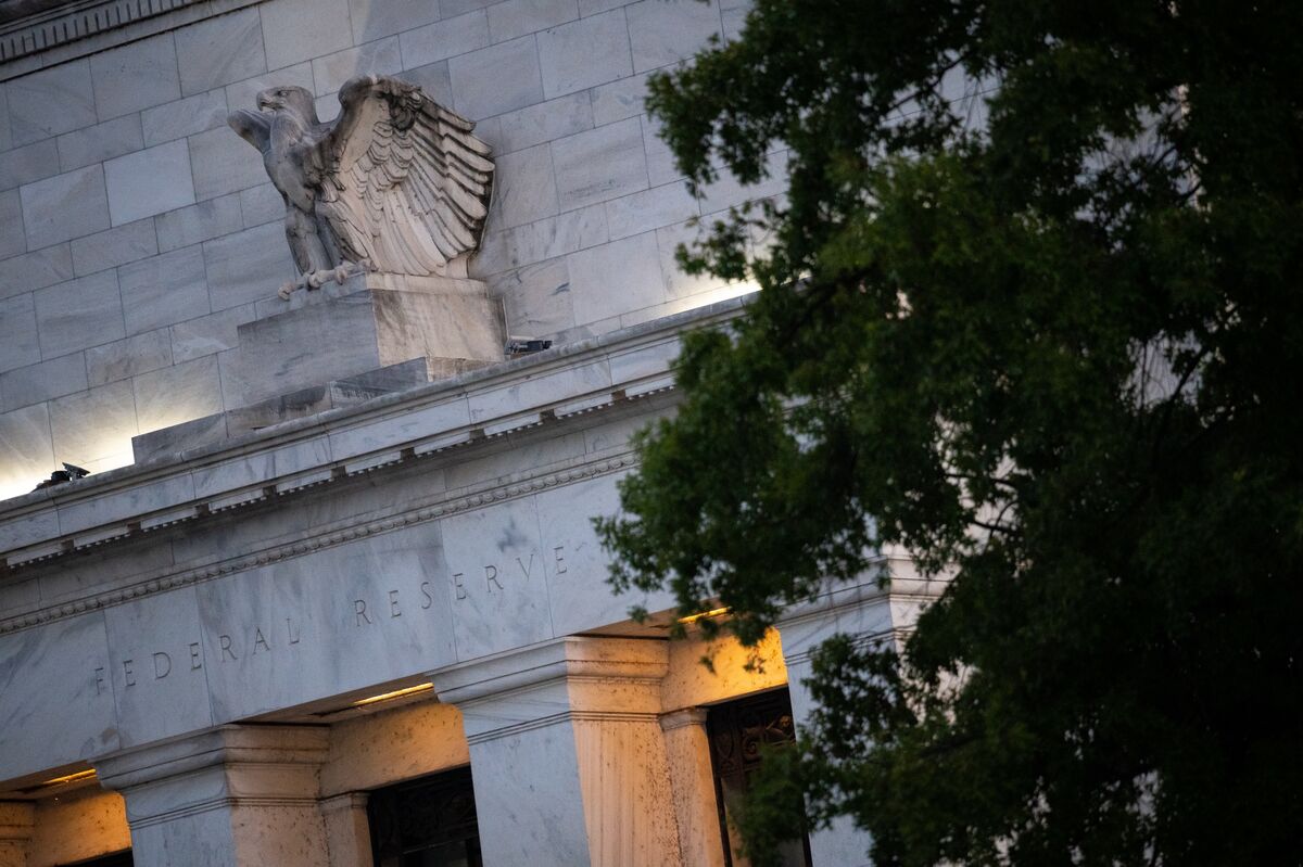 Shrinking Fed Balance Sheet an Uphill Task Jackson Hole Paper Bloomberg