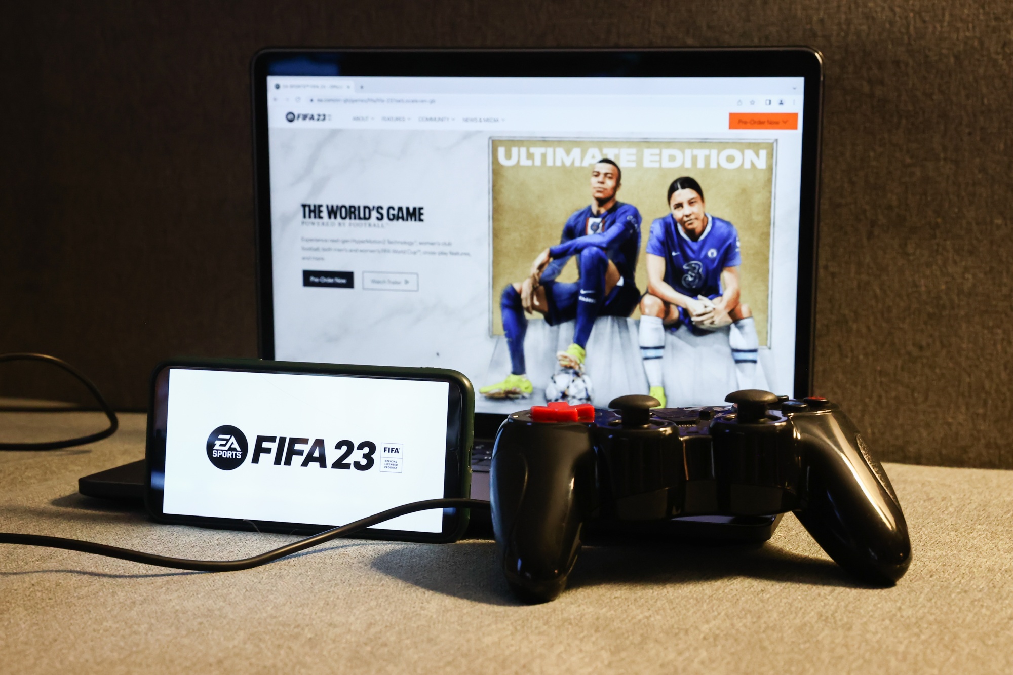 Bloomberg EA Profit Estimates Results Sales, Title Top on From Soccer -