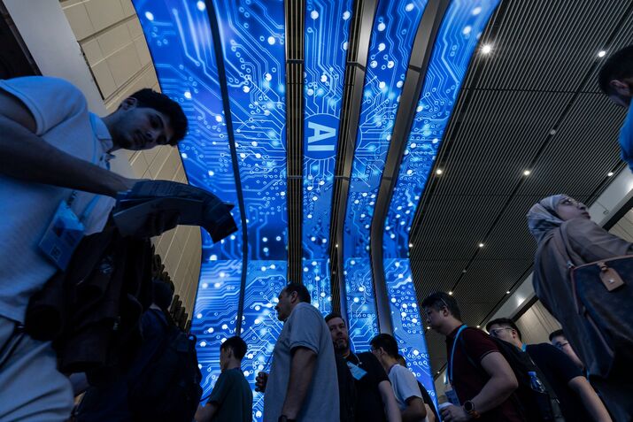 Displays at Canton Fair