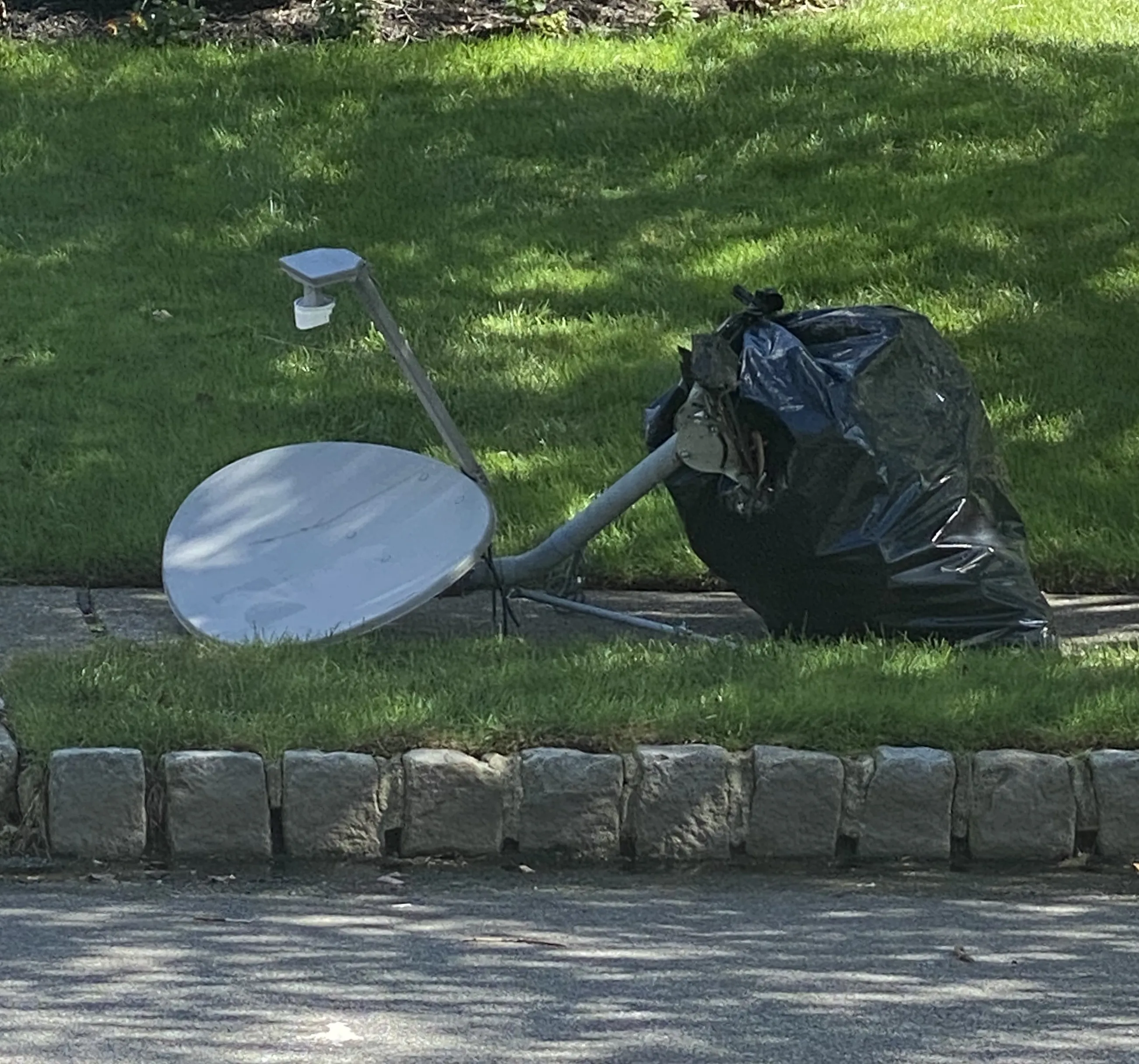 AT&amp;T is ready to part ways with DirecTV, assuming it can find a buyer.