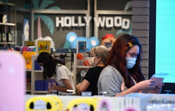 L.A.’s Mask Mandate Revives Old Divide as Virus Resurges