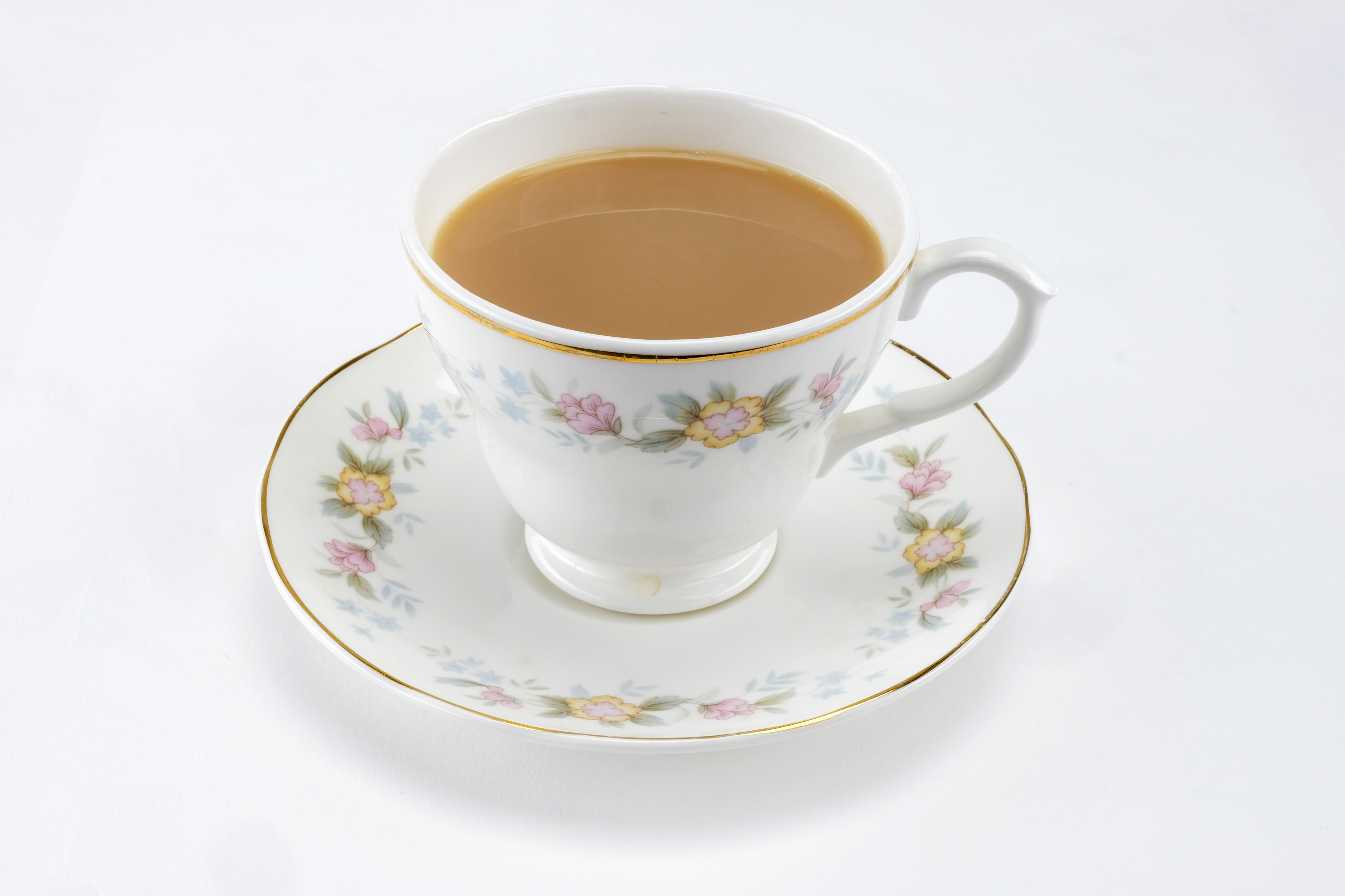 UK People Who Drink Tea Daily See Lower Risk of Death, Study Finds -  Bloomberg