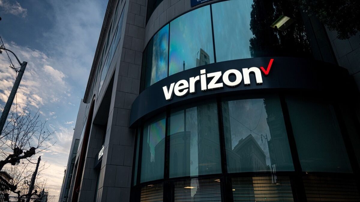 Verizon Names Dan Schulman to Succeed Vestberg as CEO
