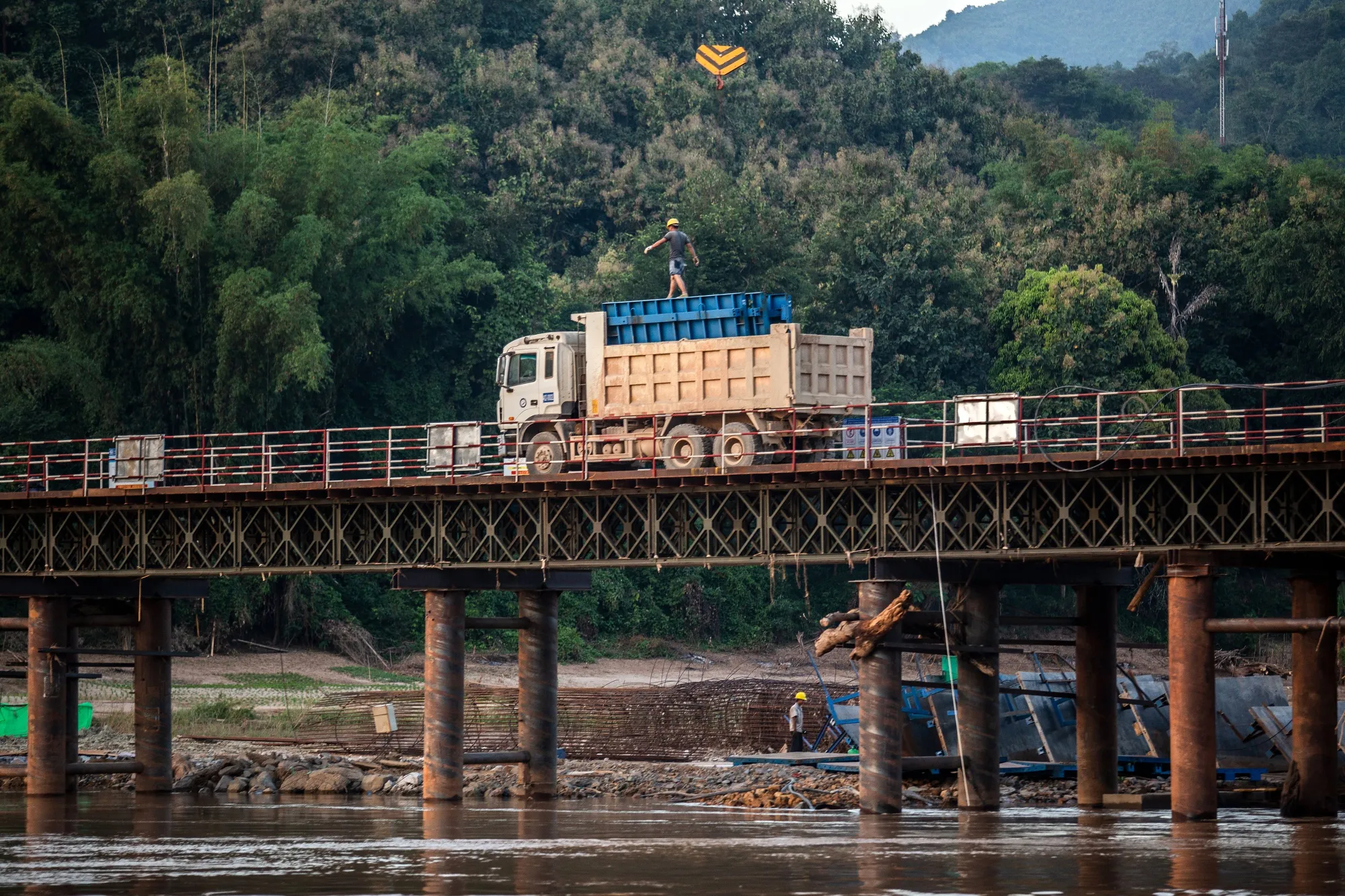 Trains, planes&nbsp;nor automobiles beat boats in many cases.
