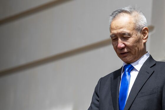External Pressure Can Accelerate China's Opening Up, Liu He Says