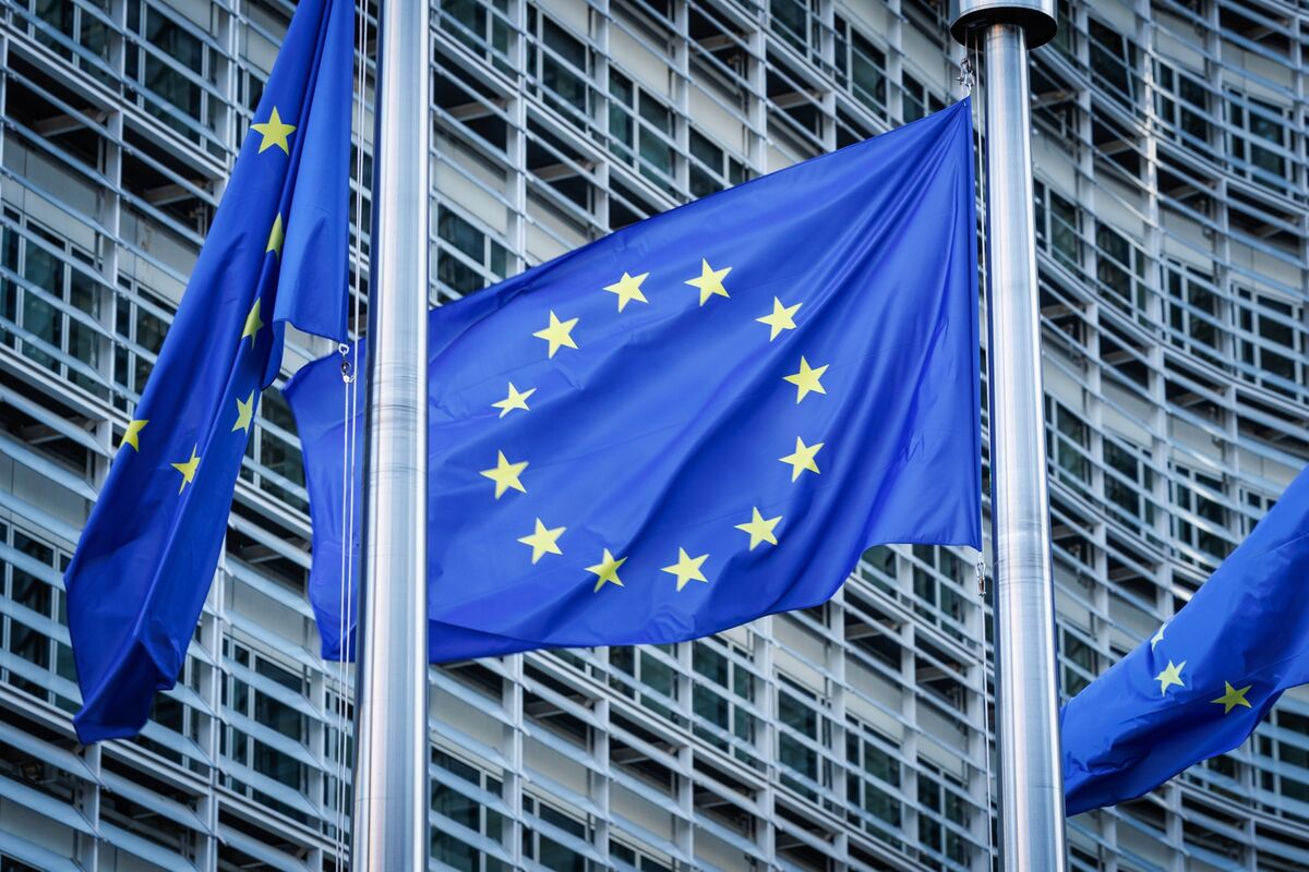 EU’s AI Data Center Plans Stumble Due to Delays, Funding Issues