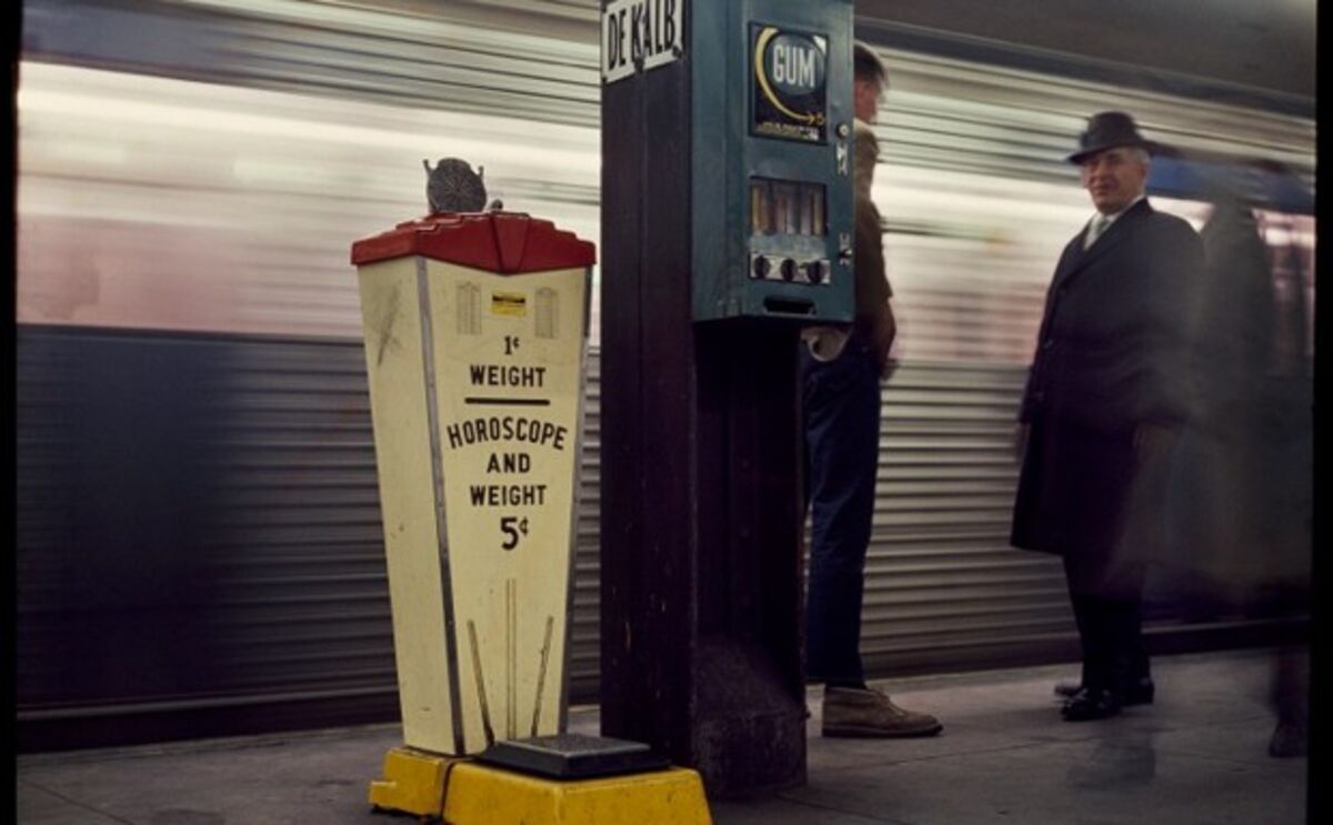 New York Subway Platform Vending Machines a History Bloomberg