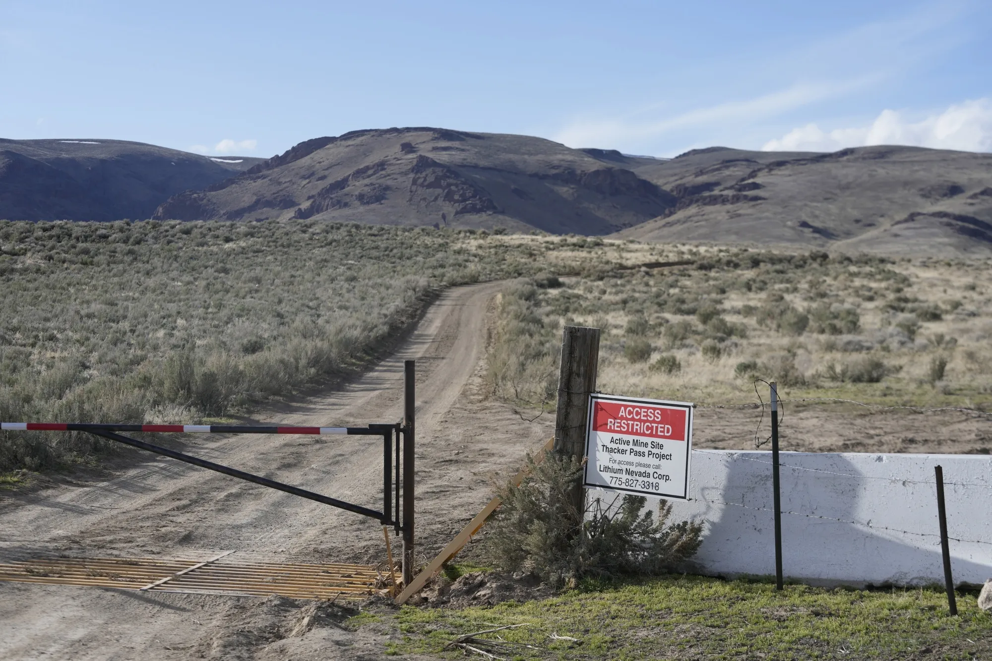 The Biden administration and&nbsp;Lithium Americas Corp.&nbsp;are negotiating the terms of an agreement that would fund more than half of the cost of the Thacker Pass mine in Nevada.