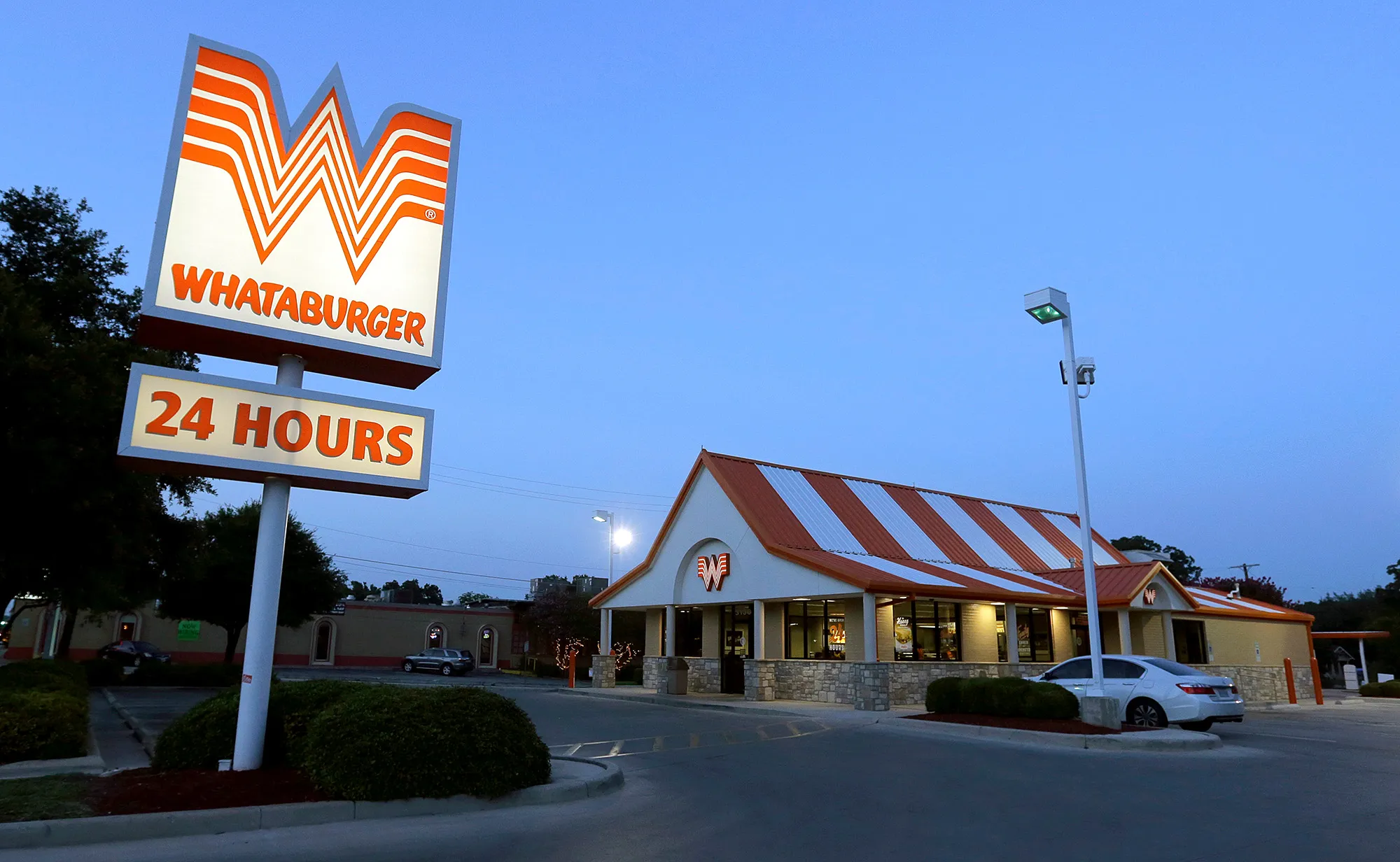 Whataburger: Meet New Chicago Owners of Texas Burger Favorite - Bloomberg