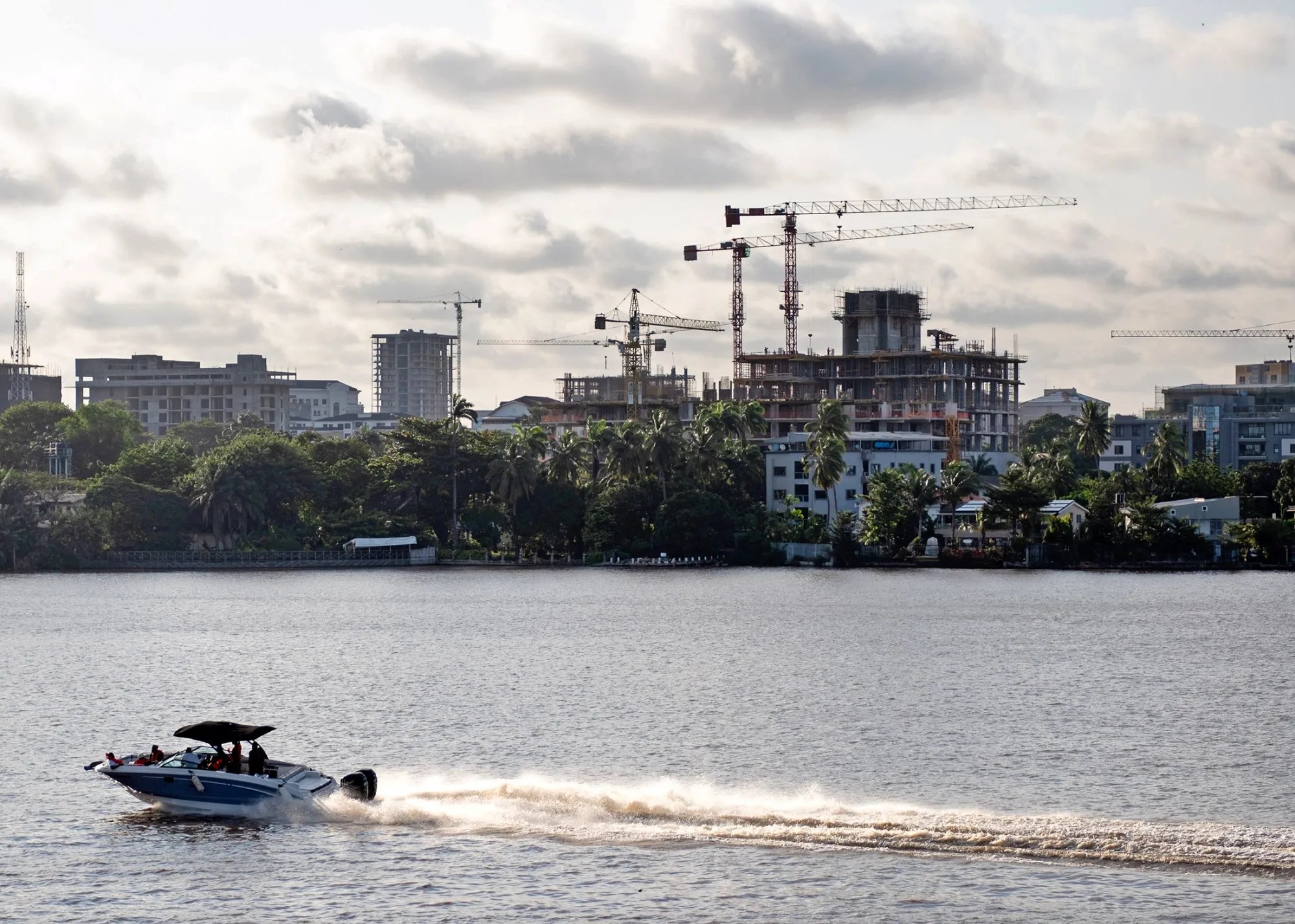 Nigeria Luxury Housing Boom Raises Regulatory Concerns - Bloomberg