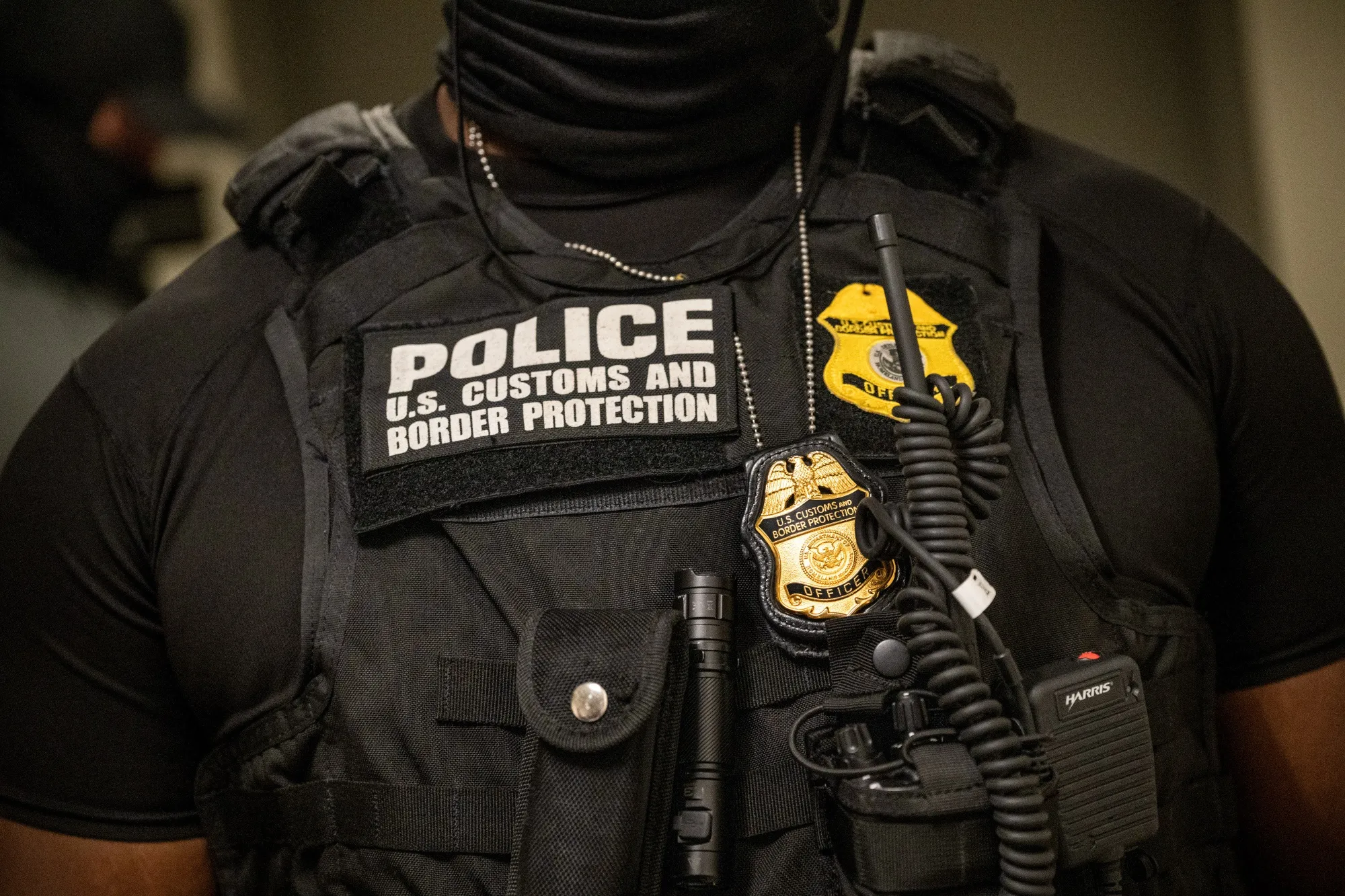 A US Customs and Border Protection agent outside of immigration court rooms at the Jacob K. Javitz Federal Building in New York, on&nbsp;Aug. 7.&nbsp;